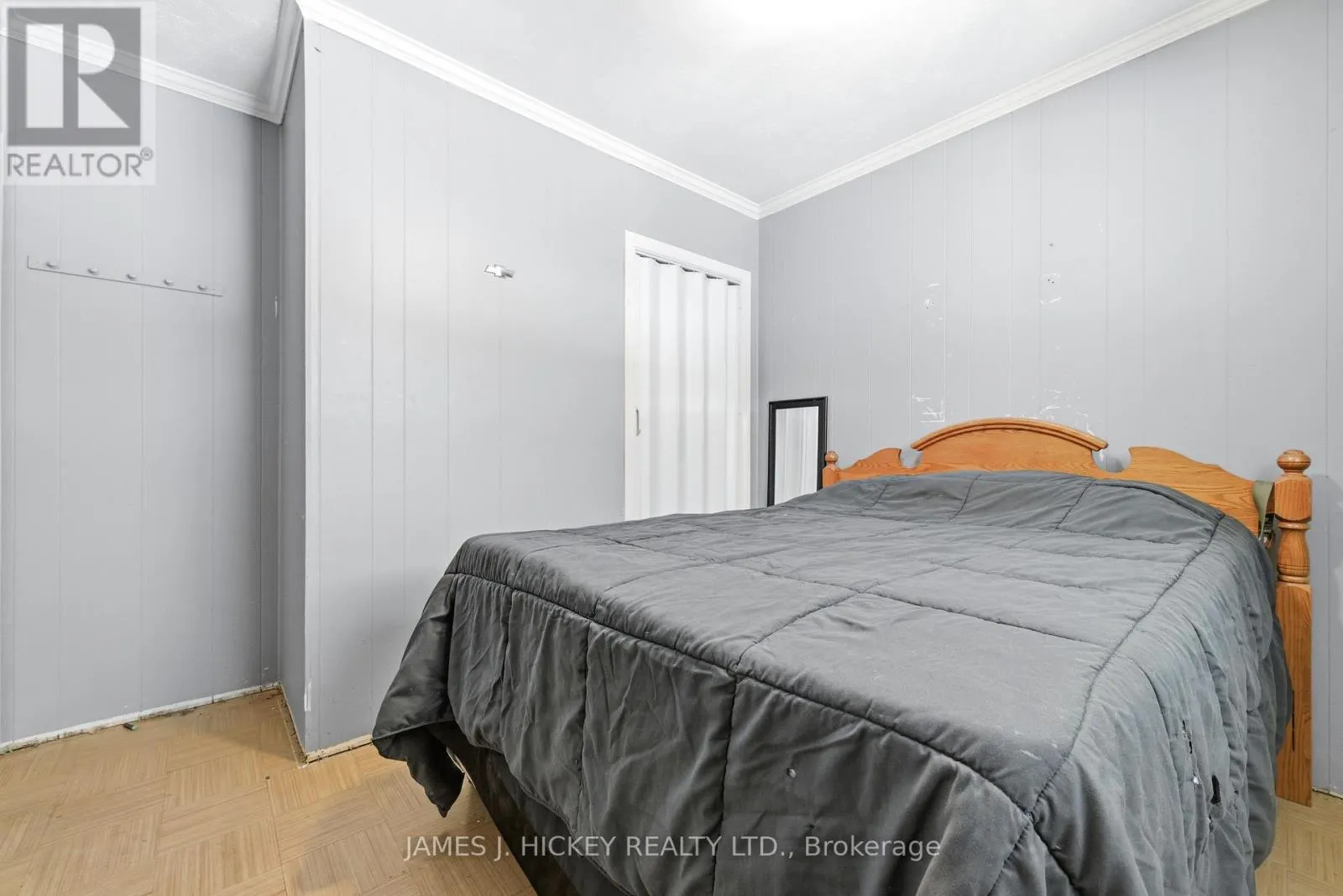 115 LORNE PLACE