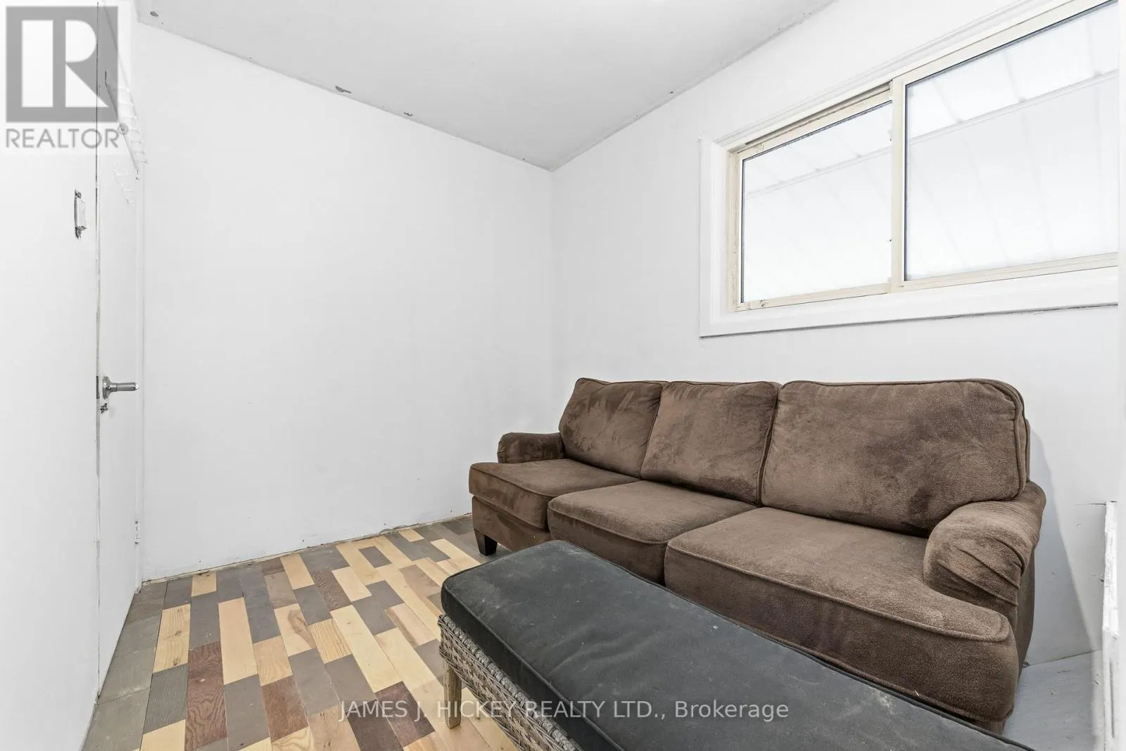 115 LORNE PLACE