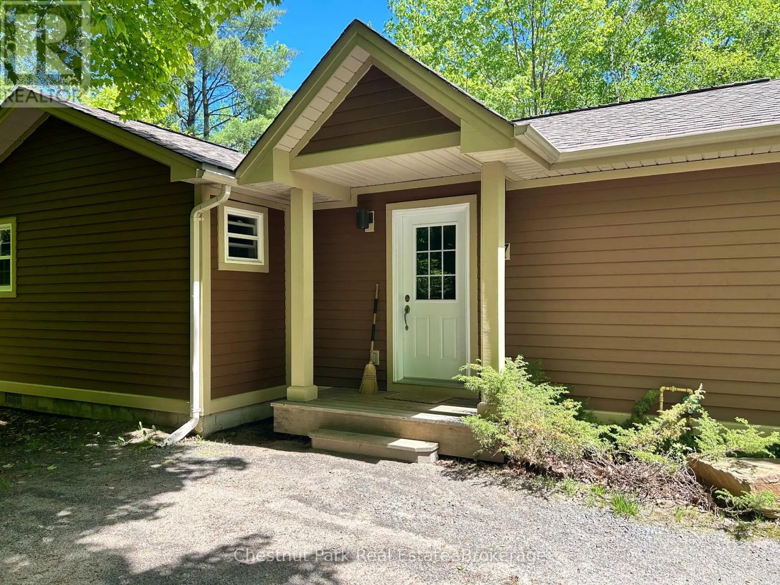 107-3 - 1052 RAT BAY ROAD #107-3