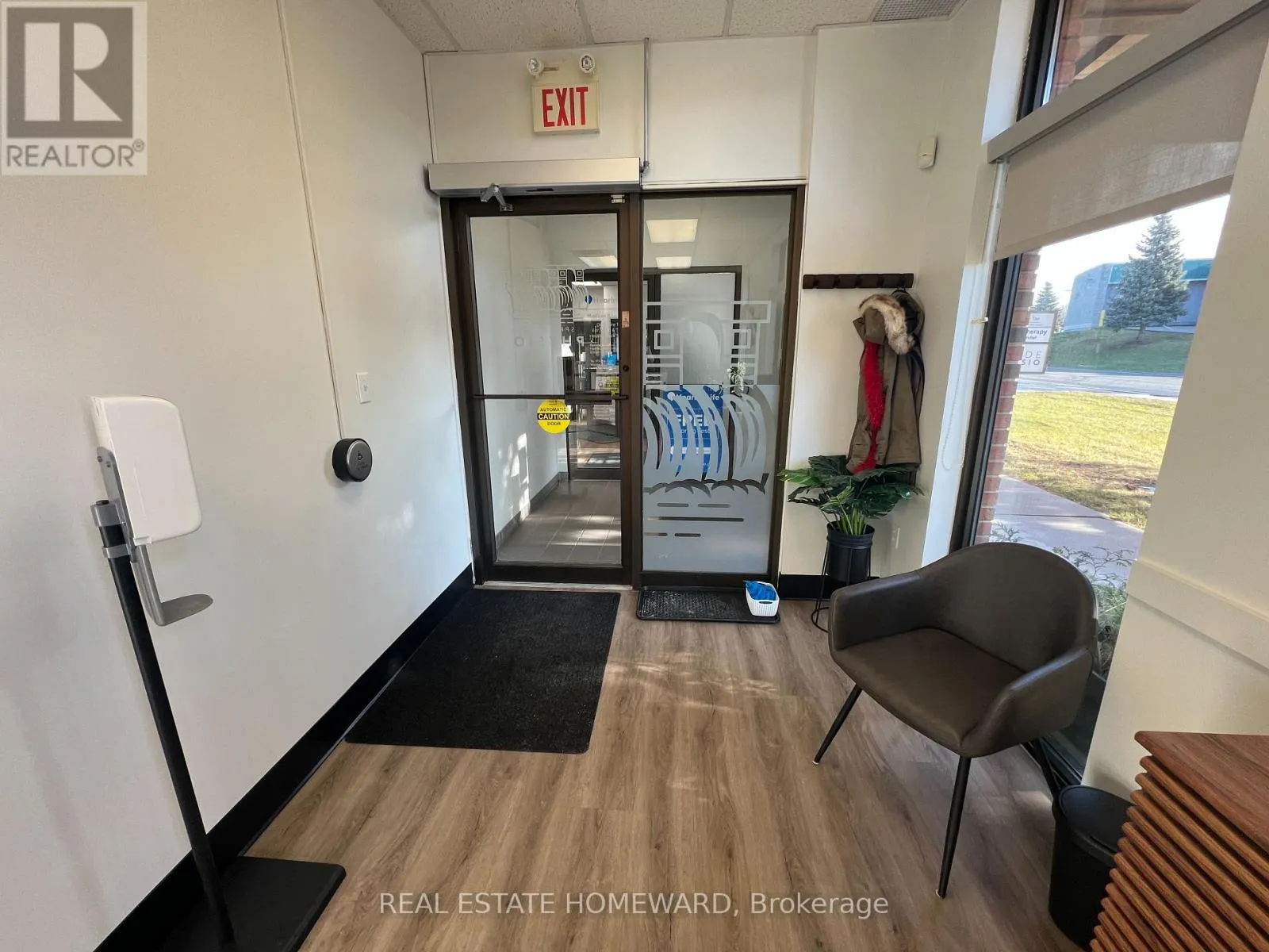 307-307A BRIDGE STREET W
