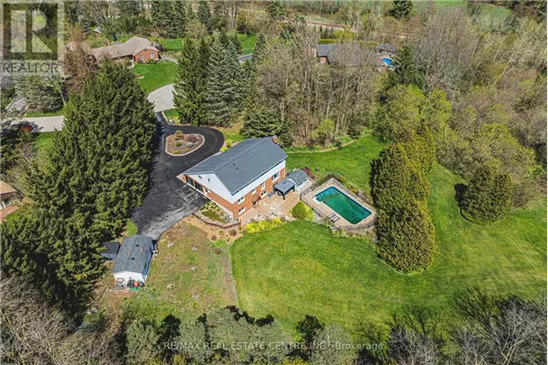 6 IRIS COURT