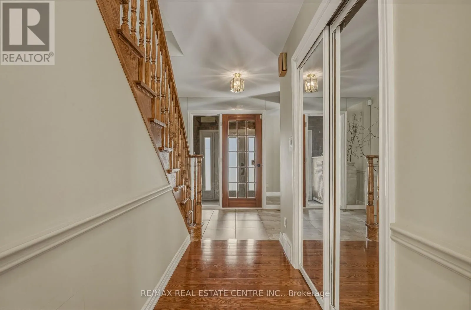 6 IRIS COURT