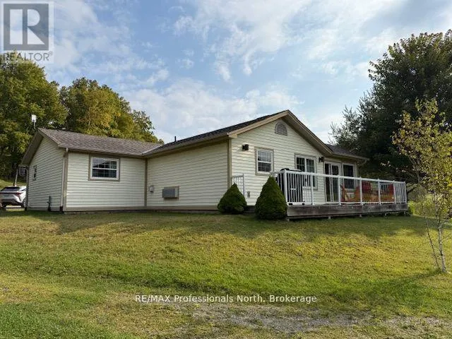 126-5 - 1052 RAT BAY ROAD S #126-5