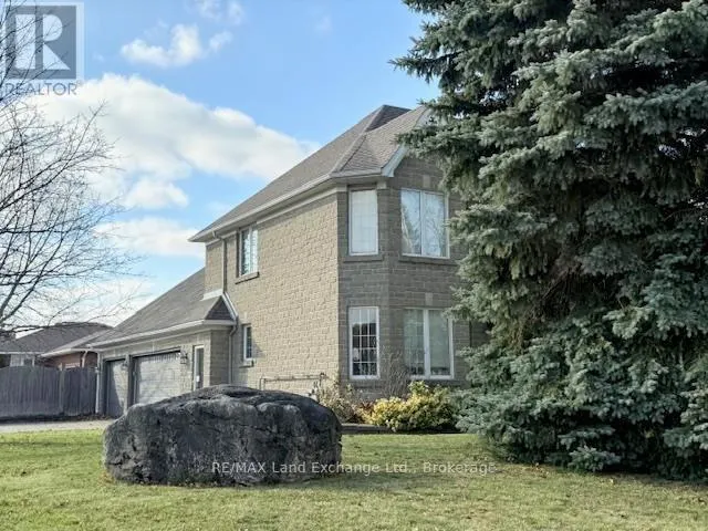 750 MCPHERSON CRESCENT
