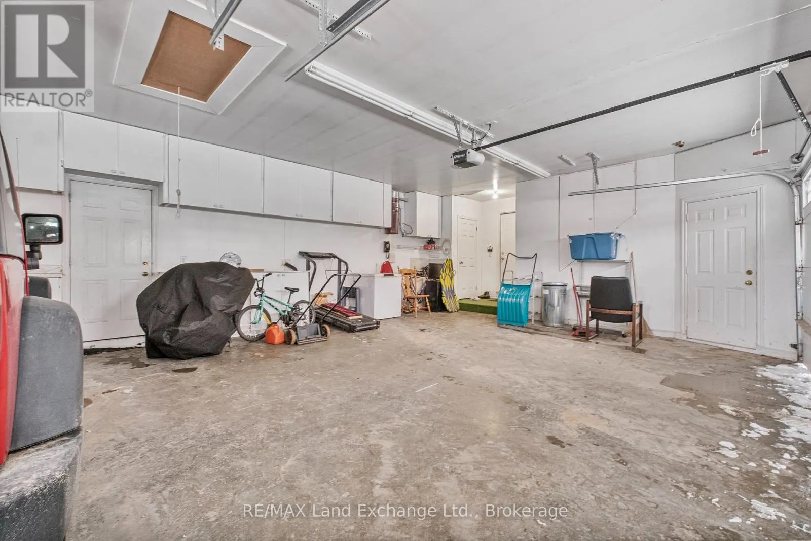 750 MCPHERSON CRESCENT
