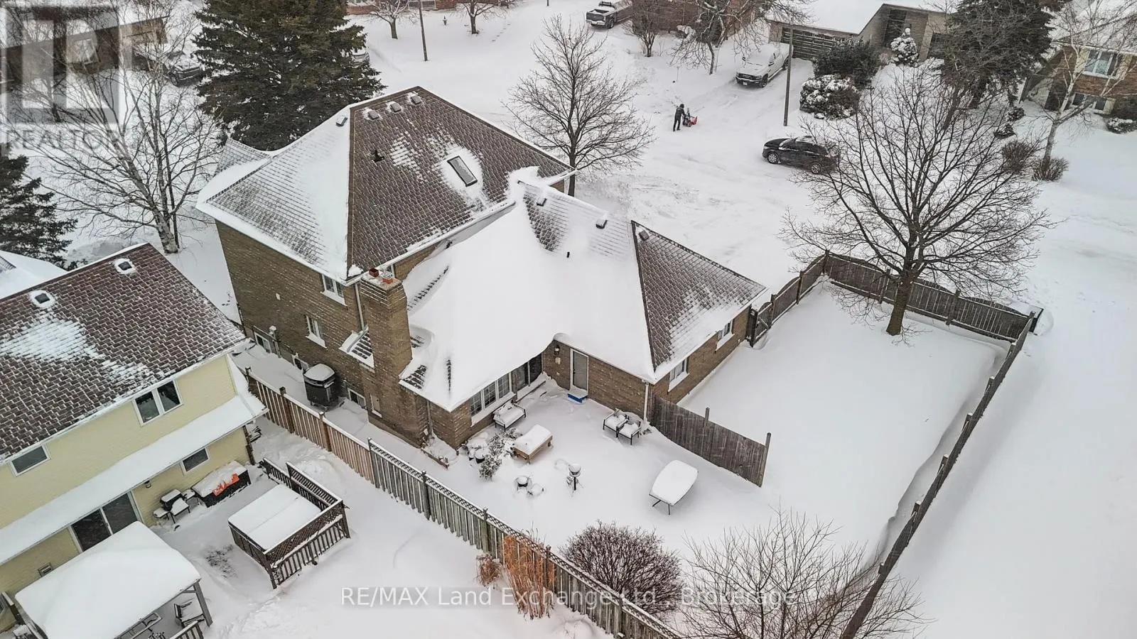 750 MCPHERSON CRESCENT