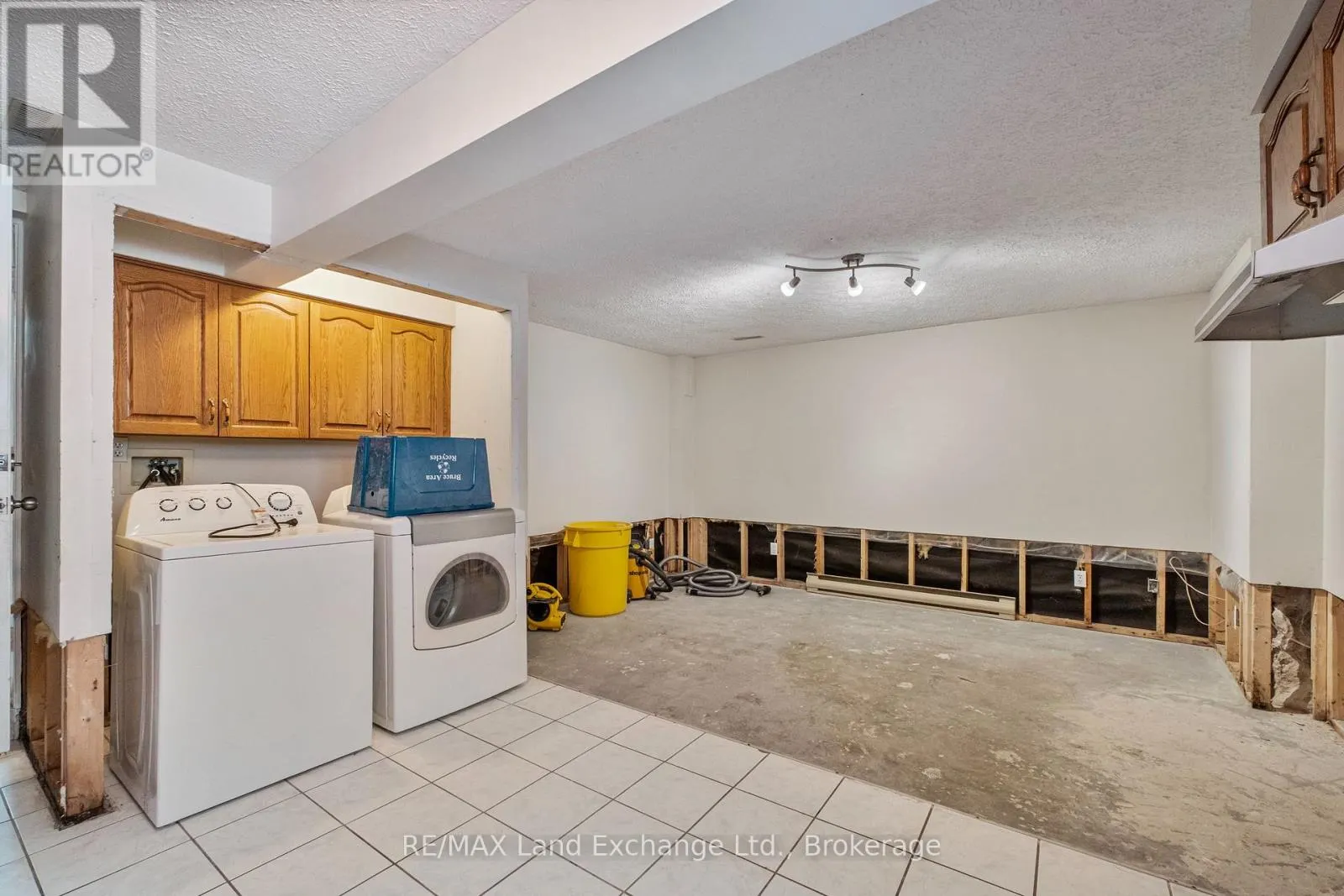 750 MCPHERSON CRESCENT