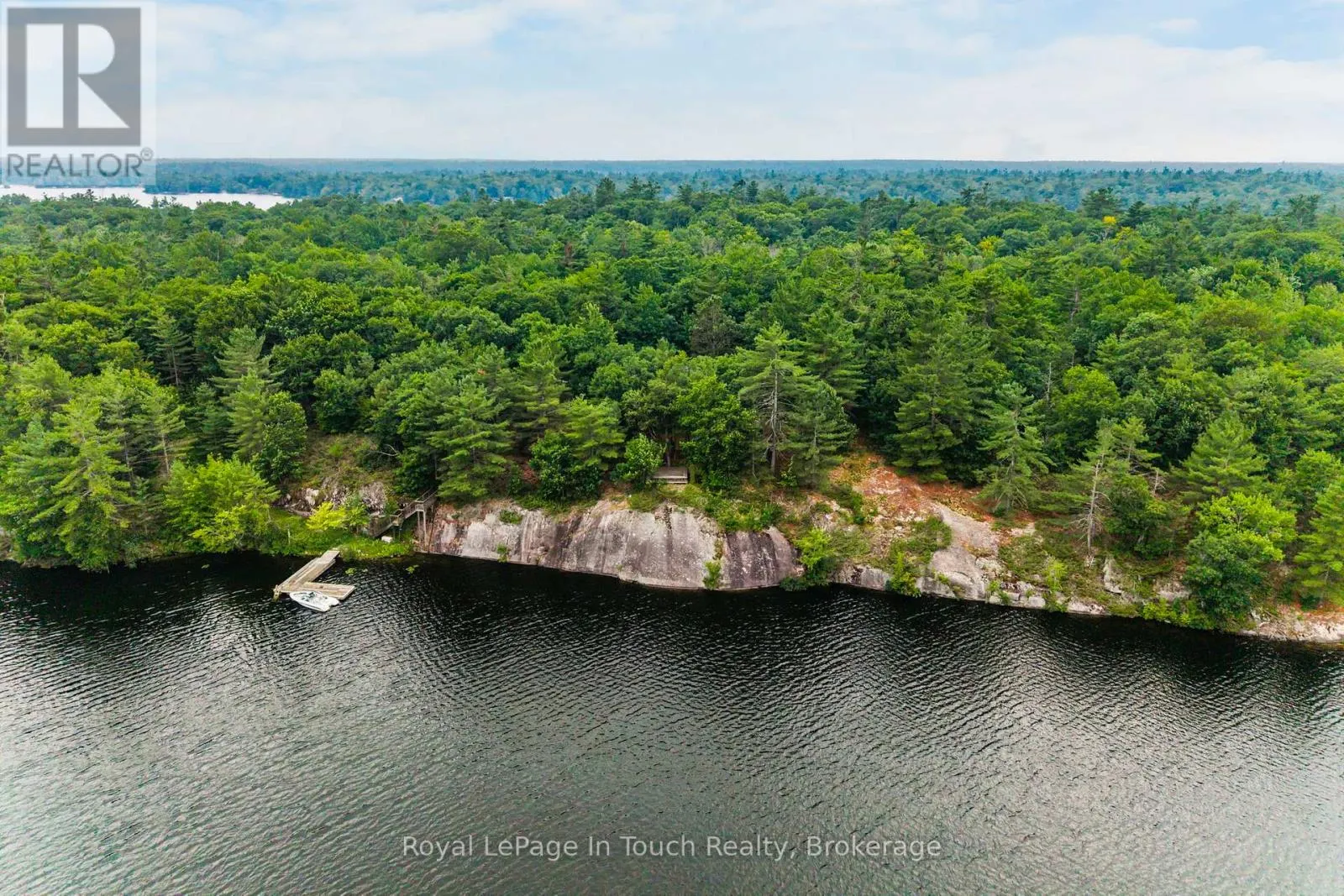 390 ISLAND 360 ISLAND