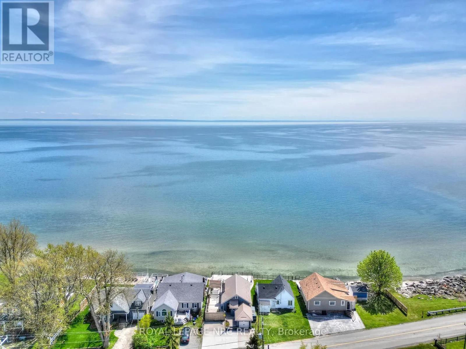 11851 LAKESHORE ROAD