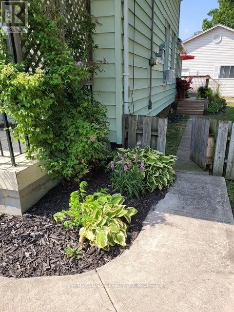 9 BEECH STREET