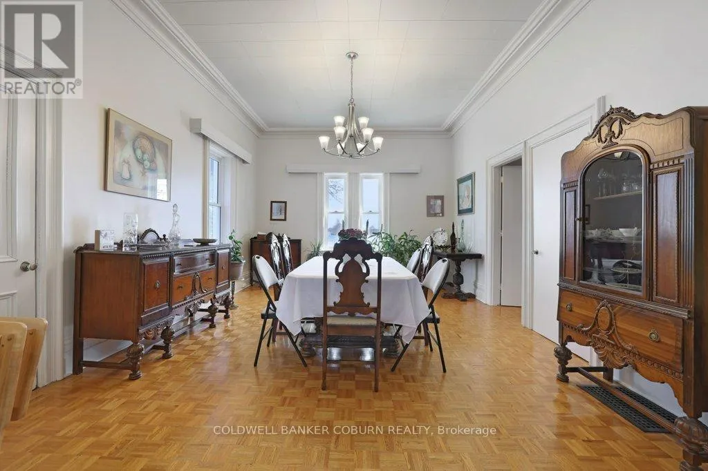 81 LAKESHORE DRIVE