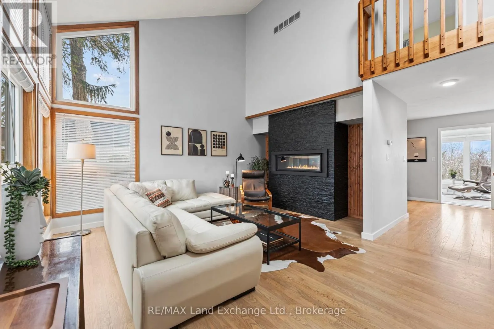 222 PENETANGORE ROW