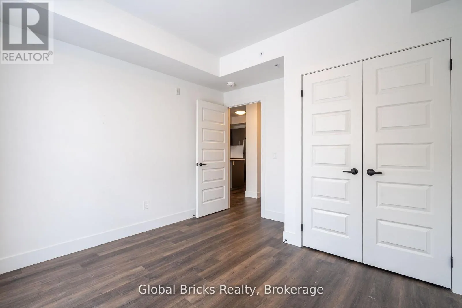 313 - 103 ROGER STREET