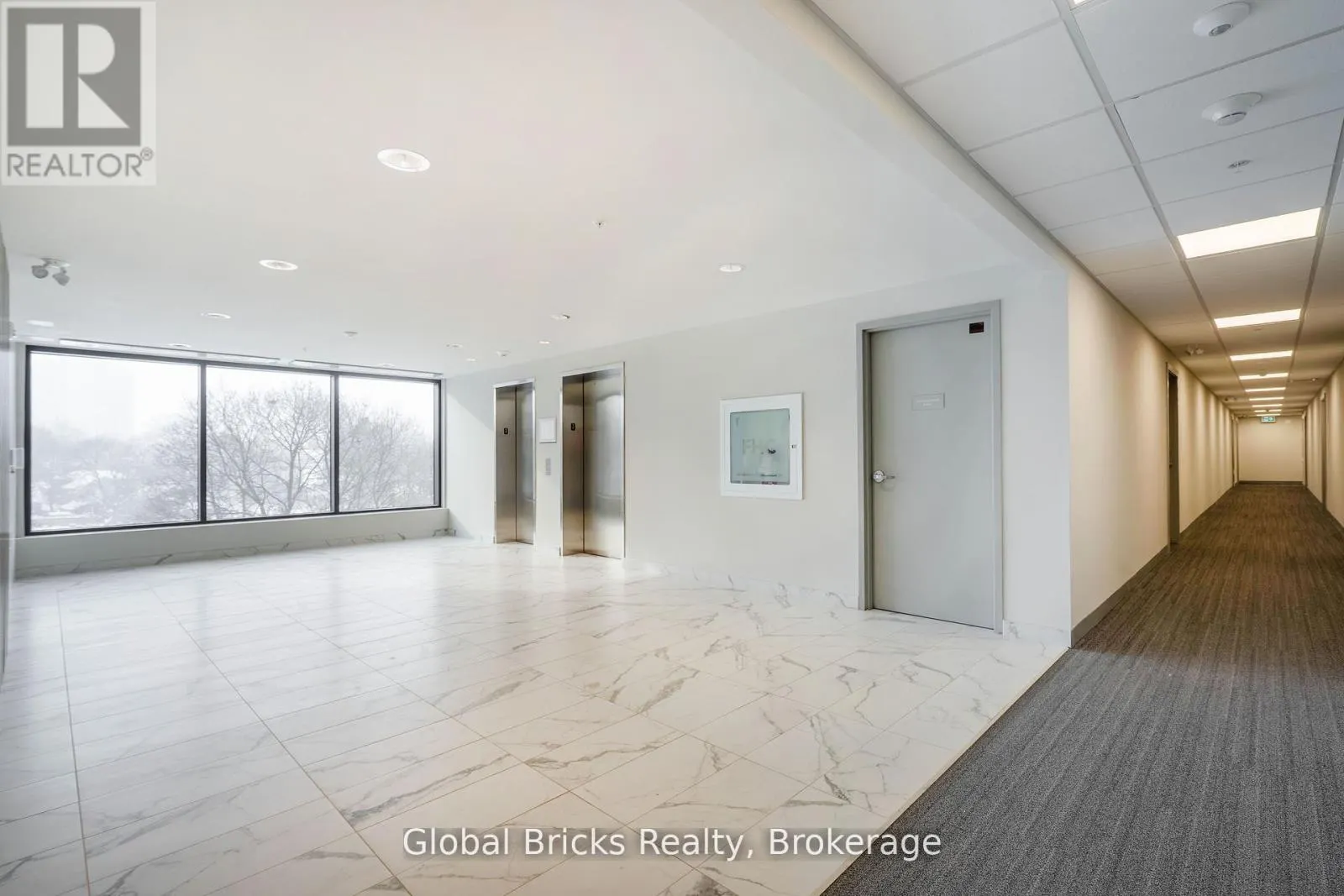 313 - 103 ROGER STREET