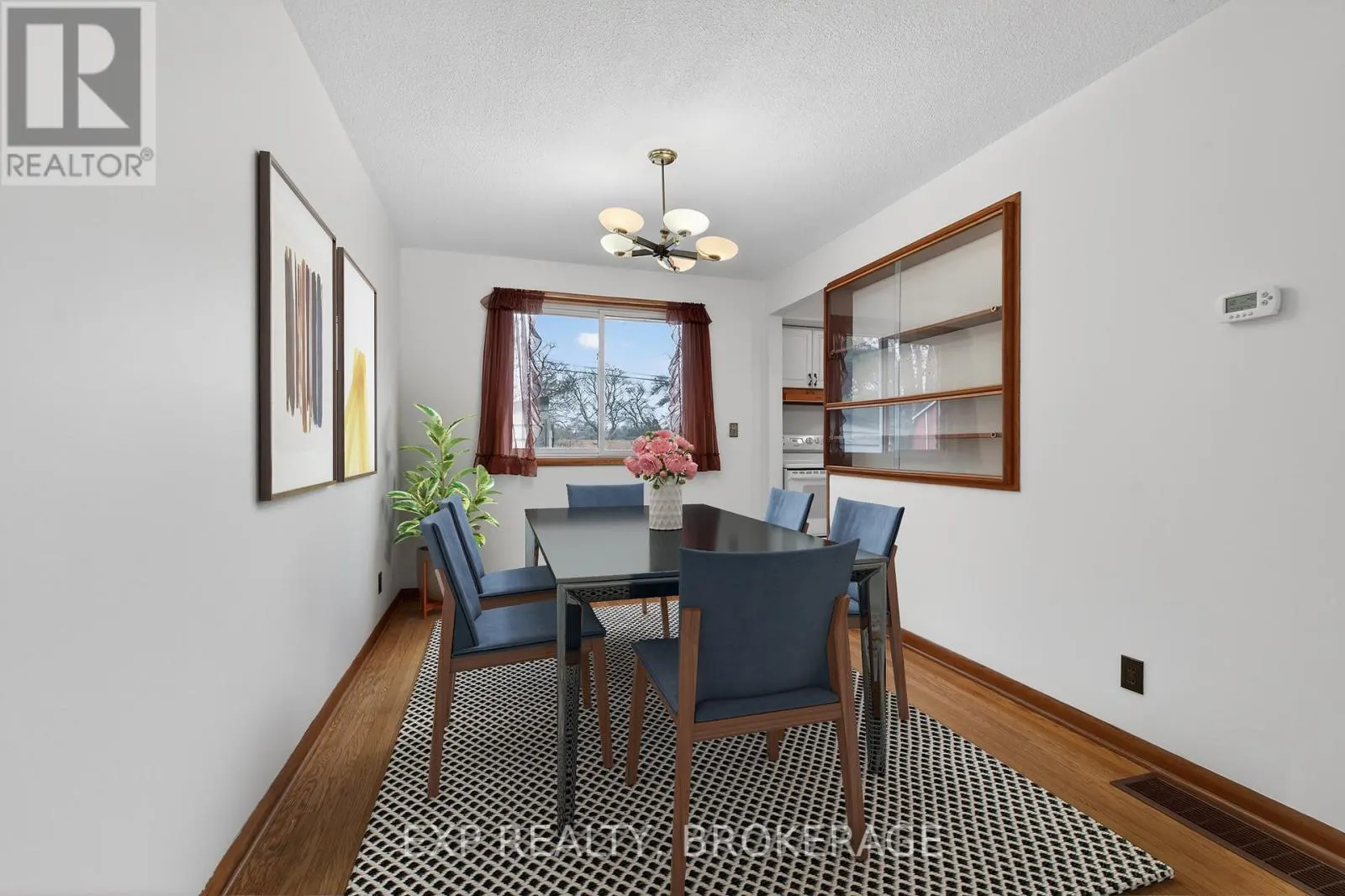19 CONVAY CRESCENT