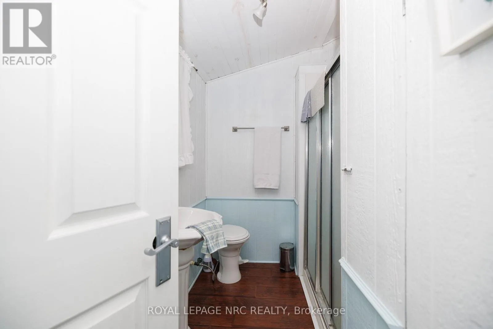 6 FIRELANE 14D ROAD