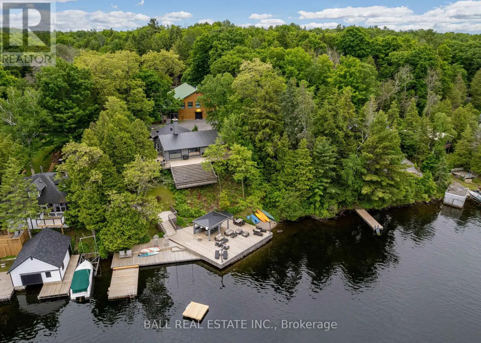 1329 TRAPPERS LANE