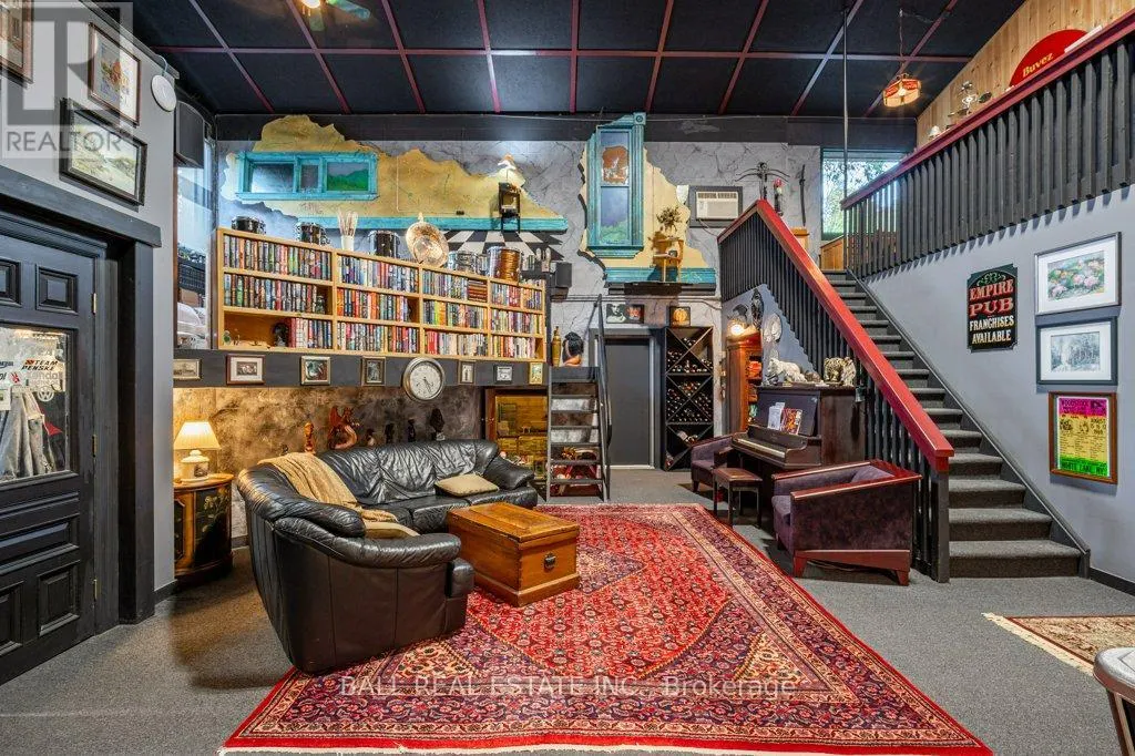 1329 TRAPPERS LANE