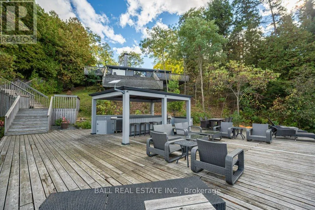 1329 TRAPPERS LANE