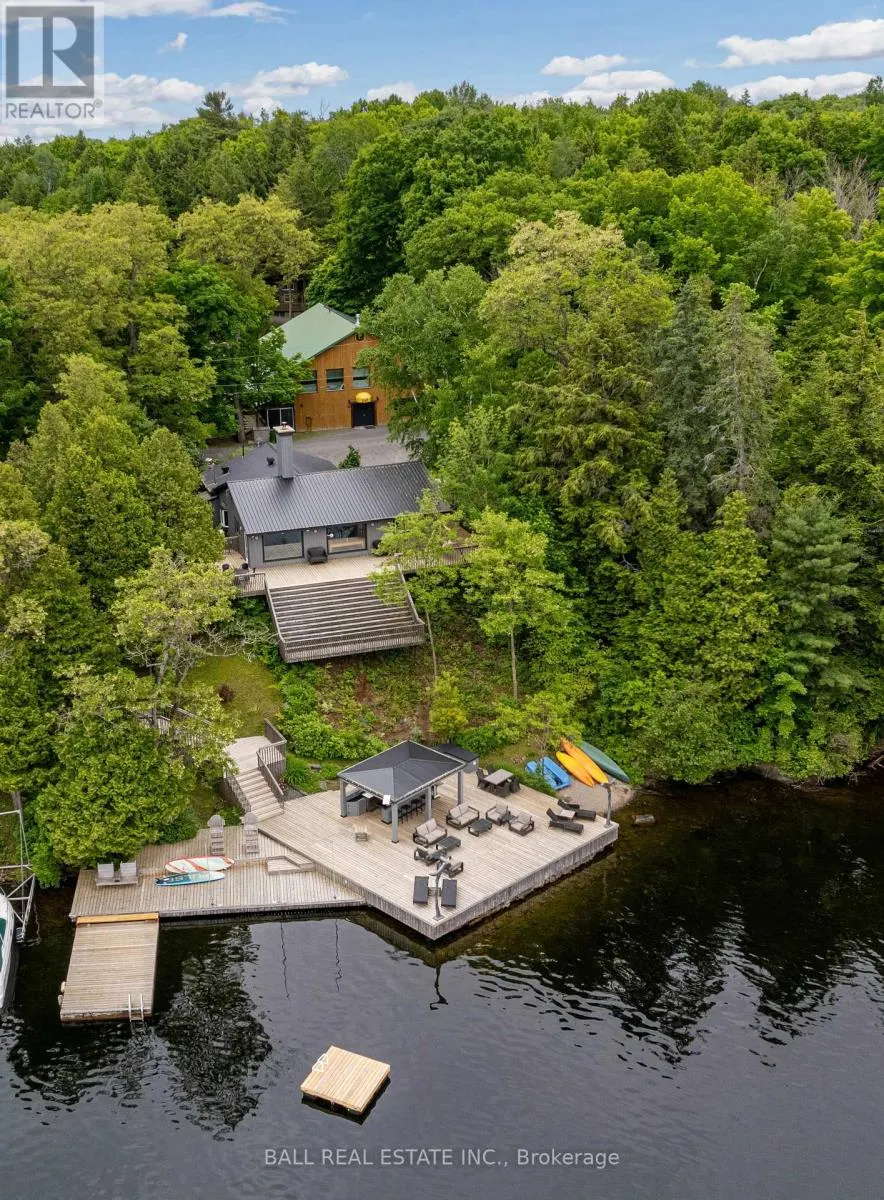 1329 TRAPPERS LANE