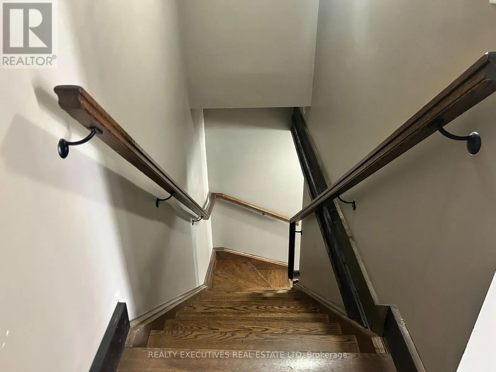 18 MILL STREET