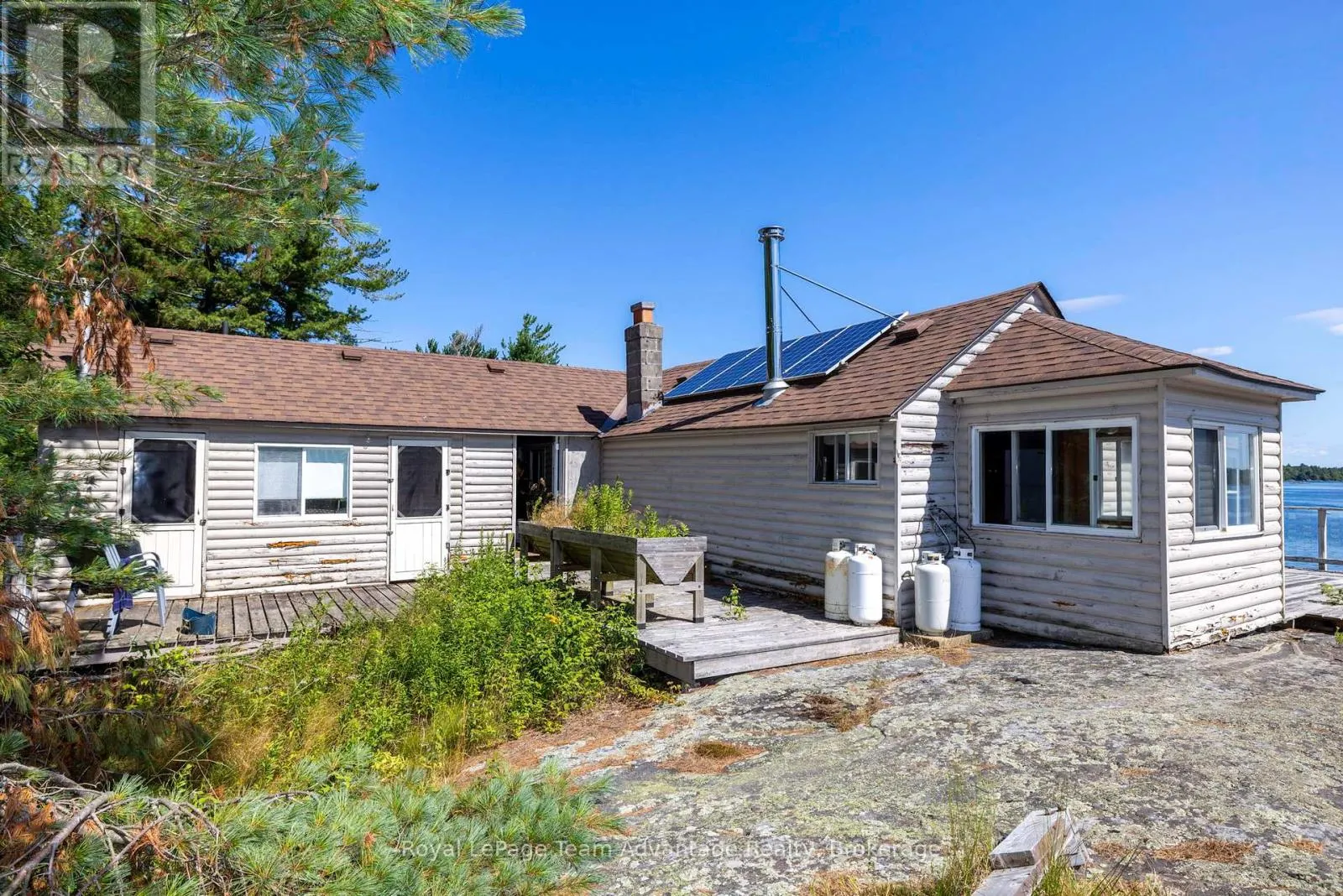 3 57C ISLAND