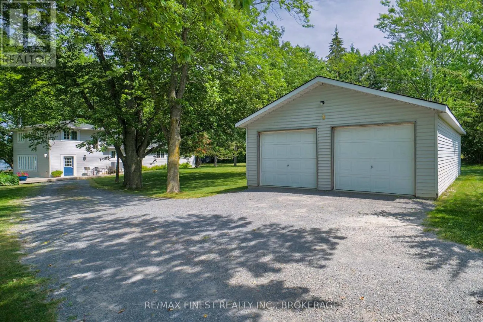 120 DRUMGOOLE LANE