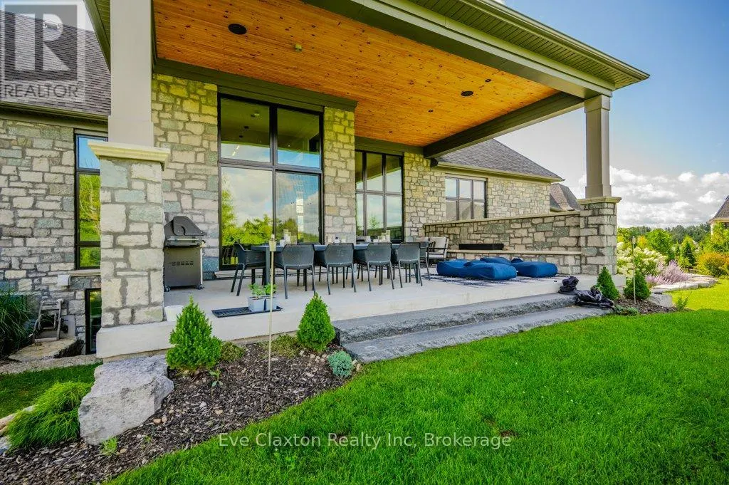161 HERITAGE LAKE DRIVE