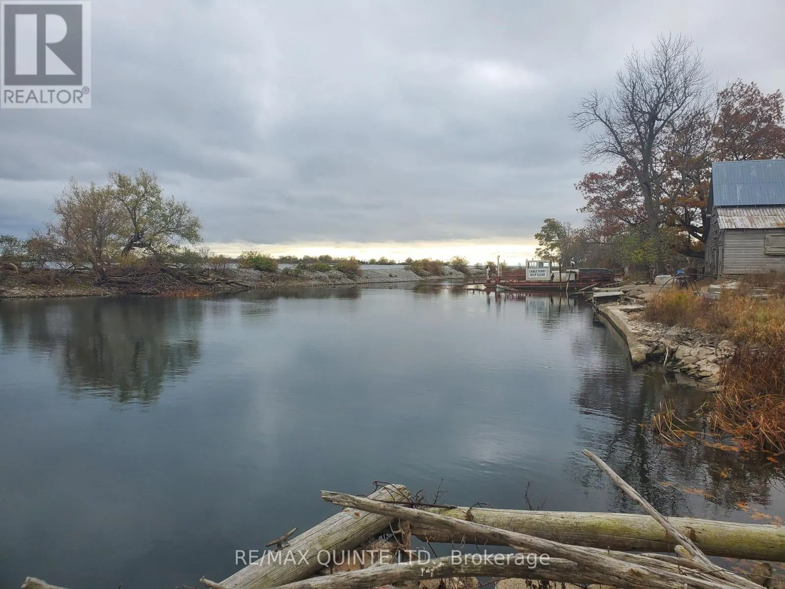 40 FISHERMAN'S COVE LANE
