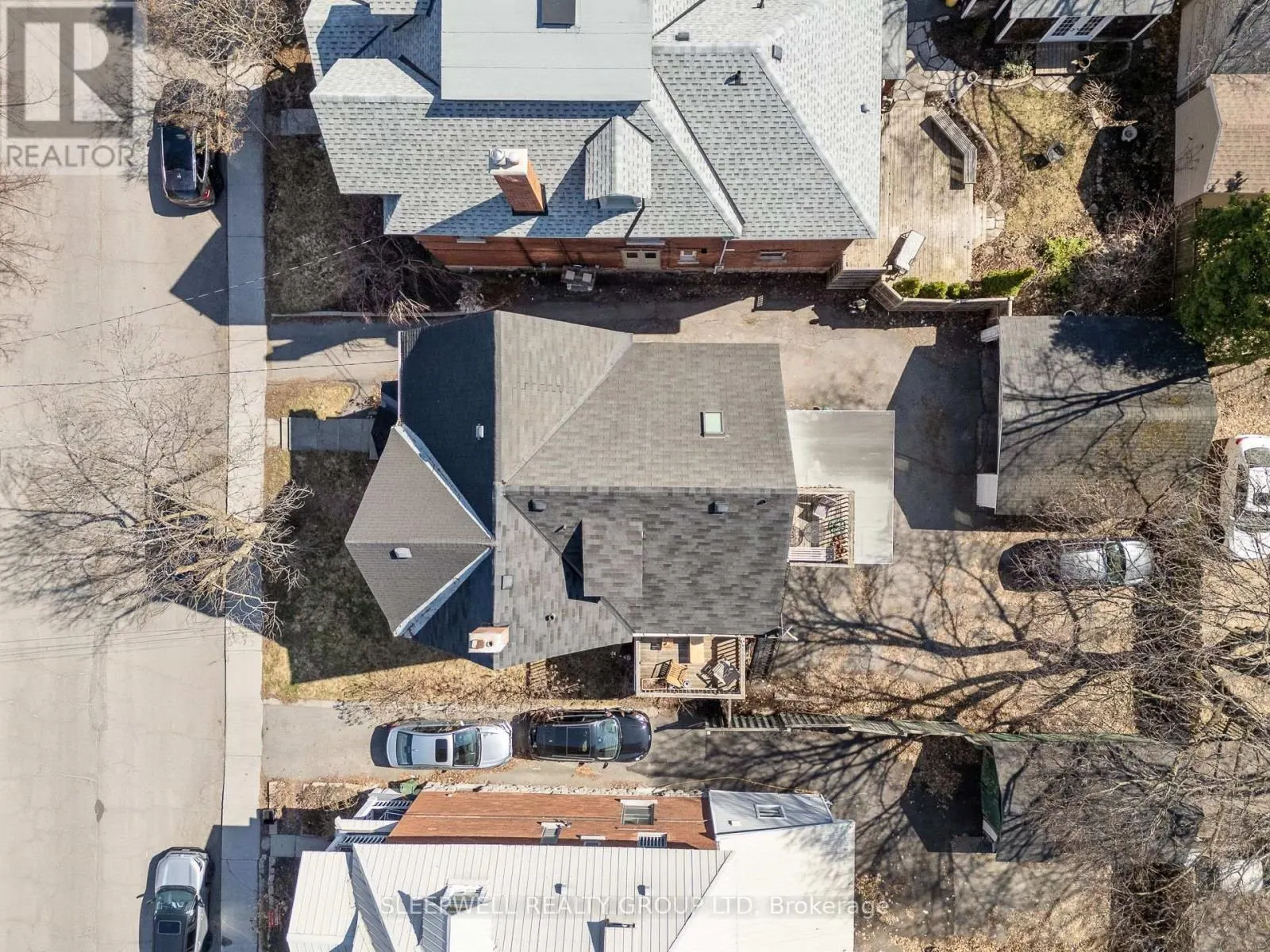 84 FOURTH AVENUE