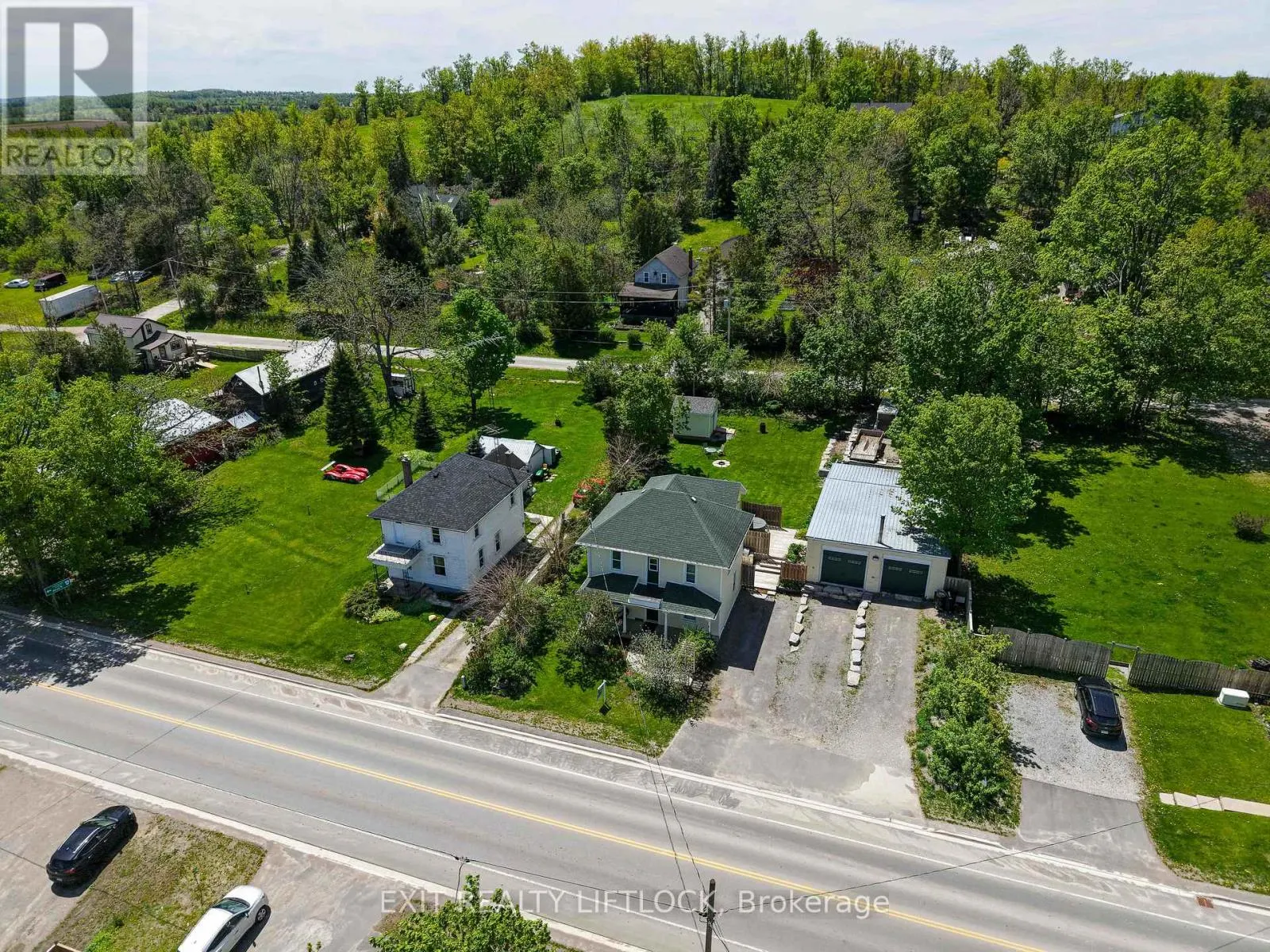 2464 QUEEN MARY STREET