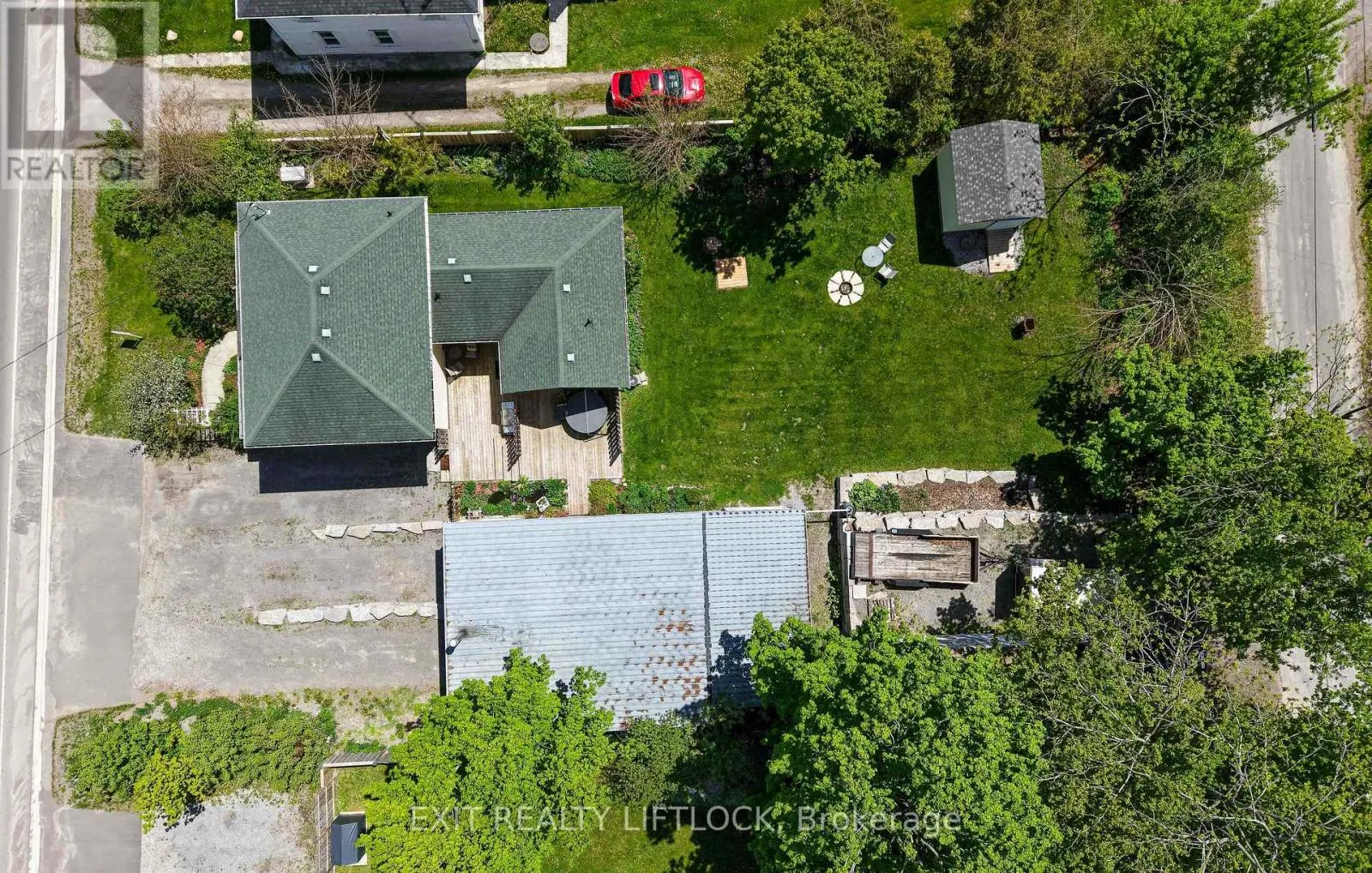2464 QUEEN MARY STREET