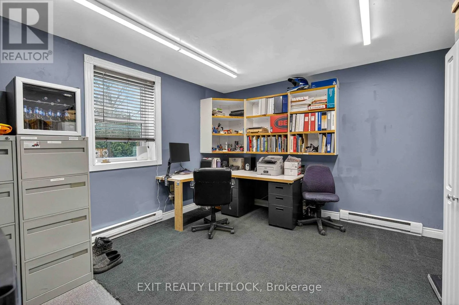 2464 QUEEN MARY STREET