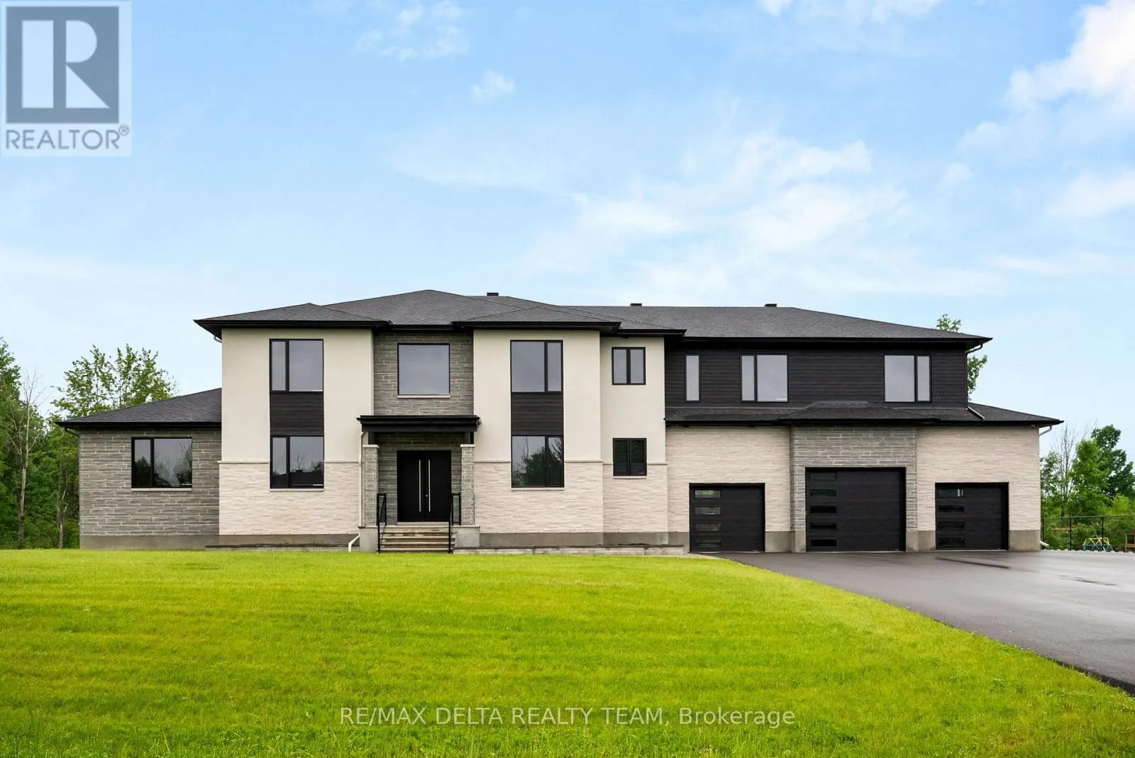 663 BALLYCASTLE CRESCENT