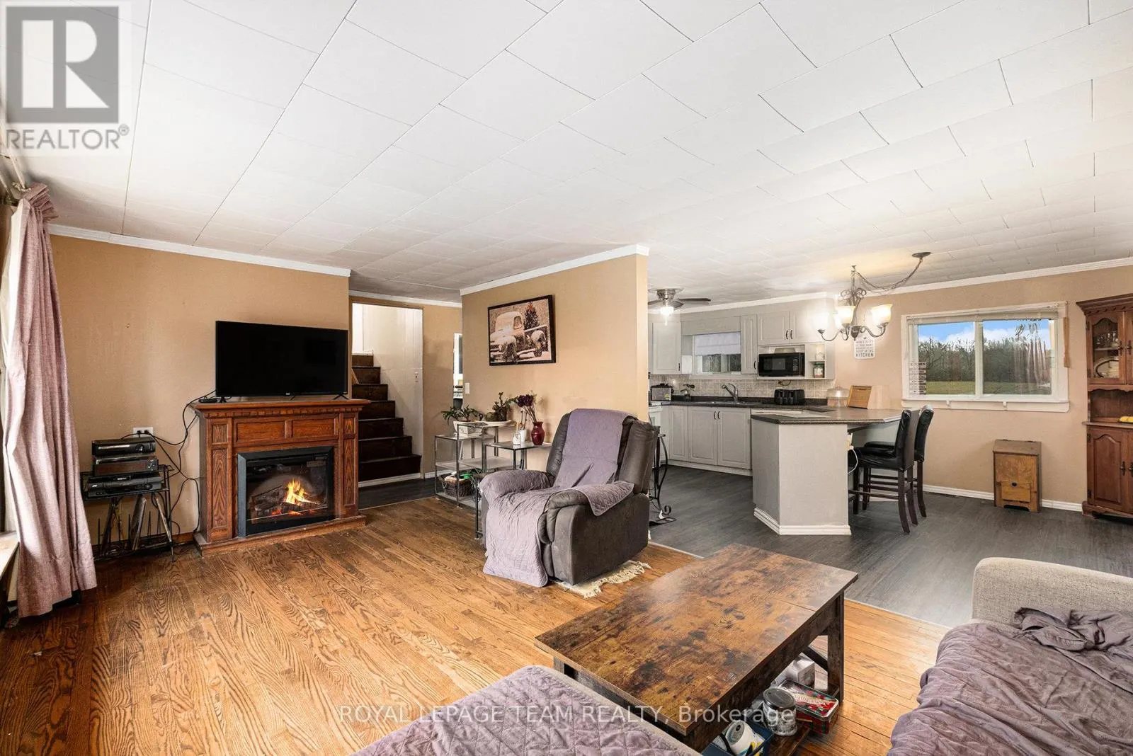 88 BAY ROAD