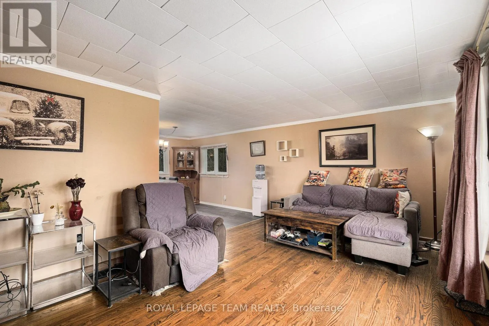 88 BAY ROAD