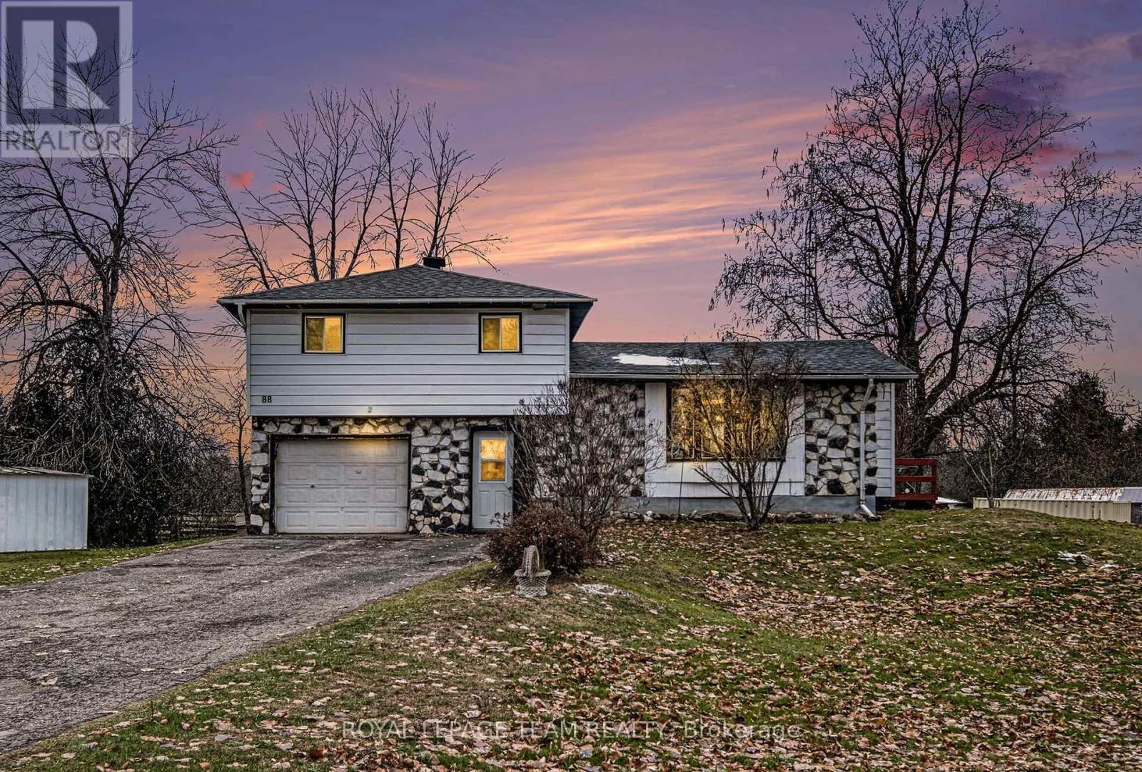 88 BAY ROAD