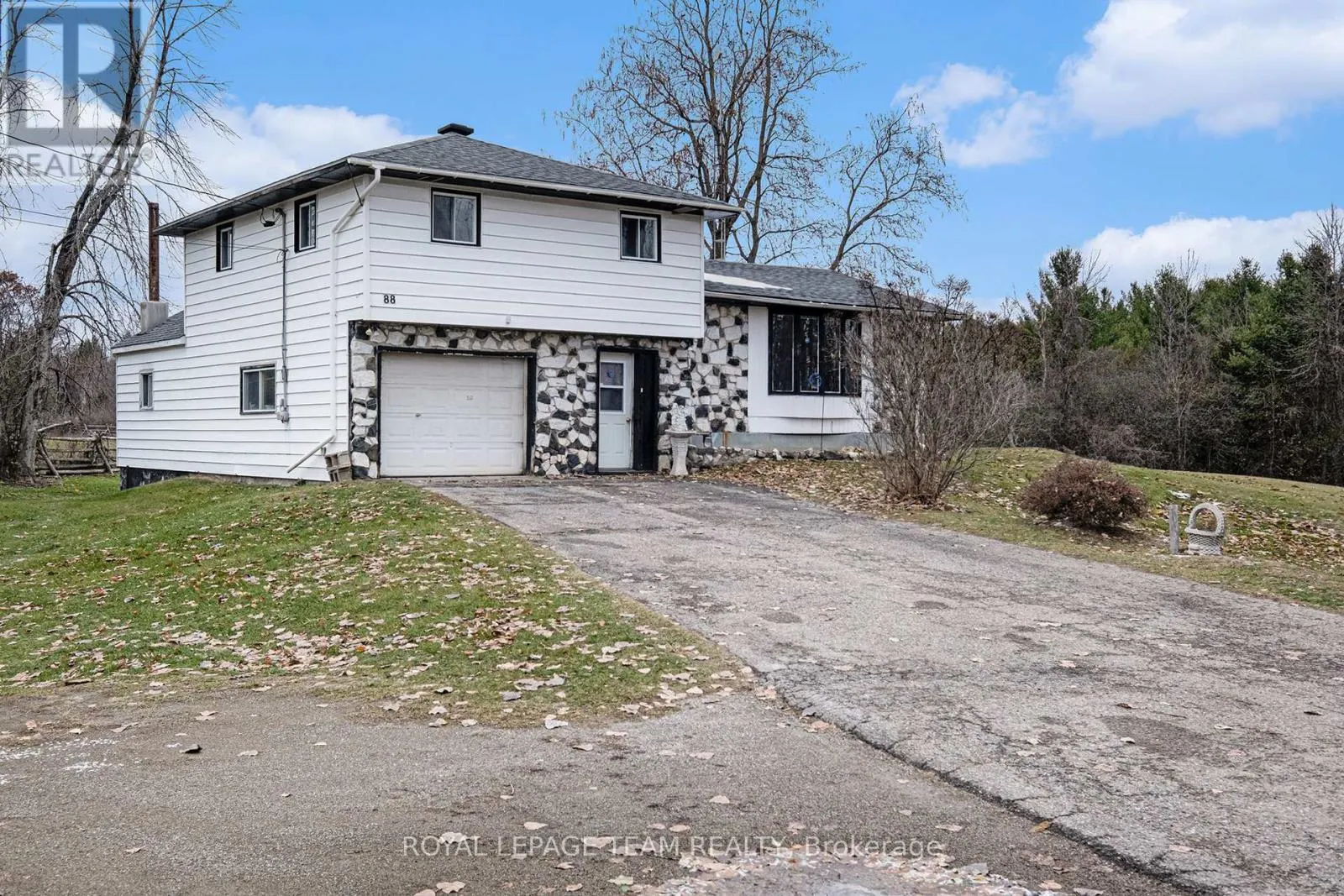 88 BAY ROAD