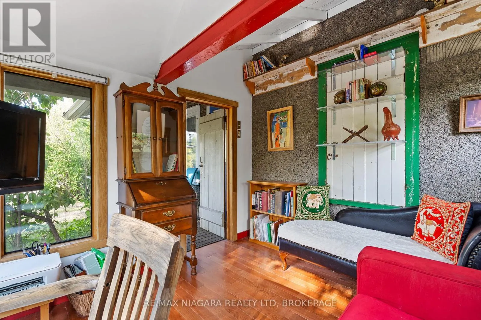 105 WEIR ROAD