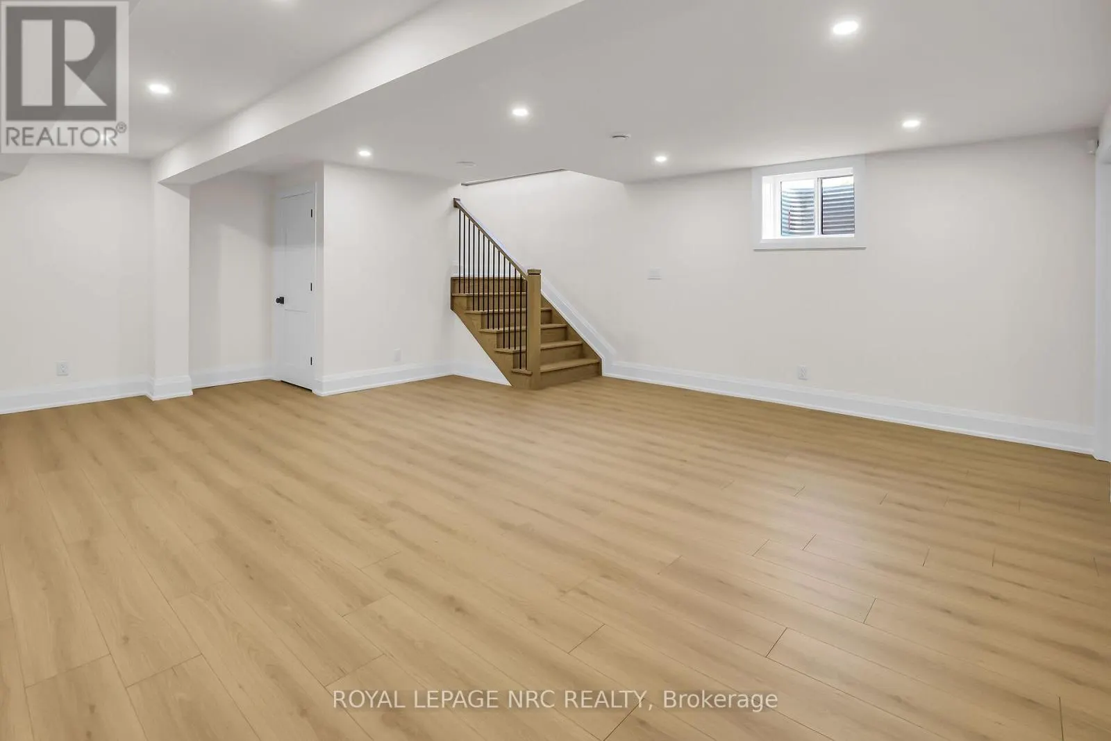 2021 VICTORIA AVENUE
