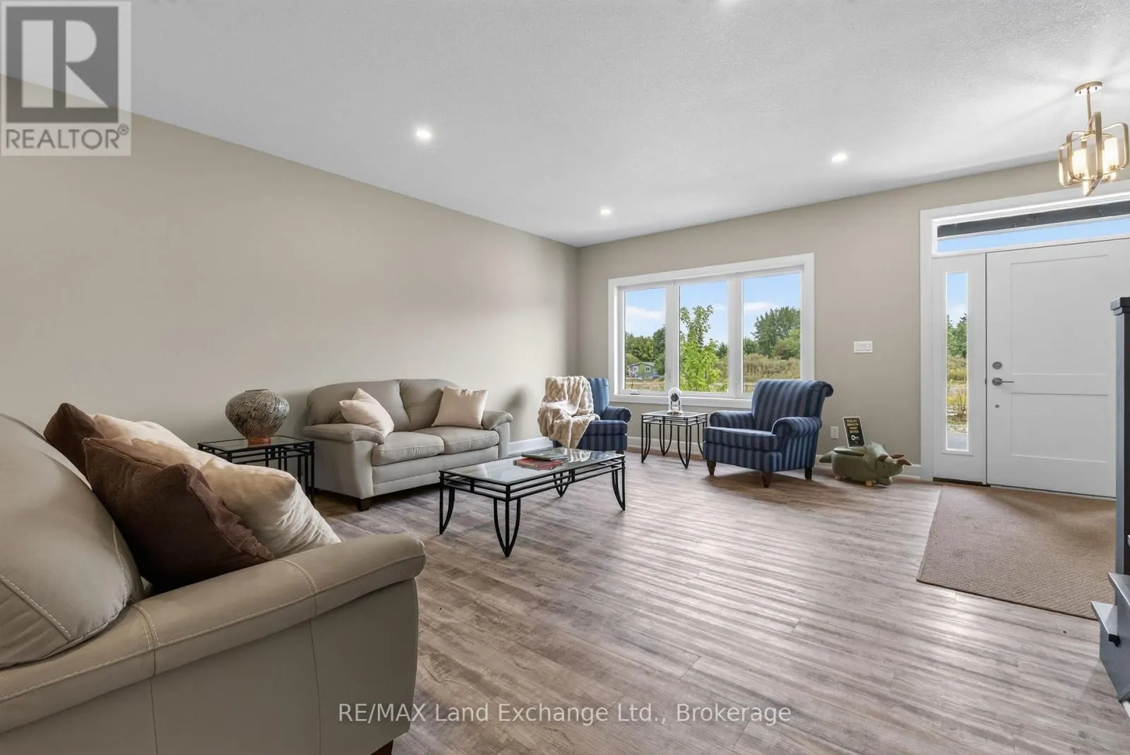 UNIT 2 - 8 GOLF LINKS ROAD #Unit 2