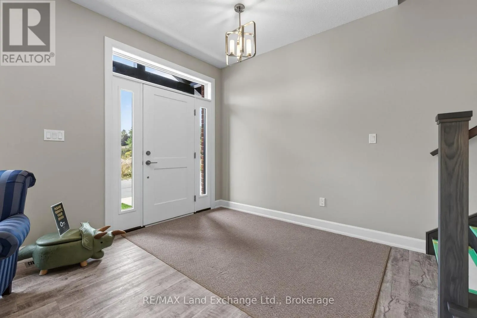UNIT 2 - 8 GOLF LINKS ROAD #Unit 2