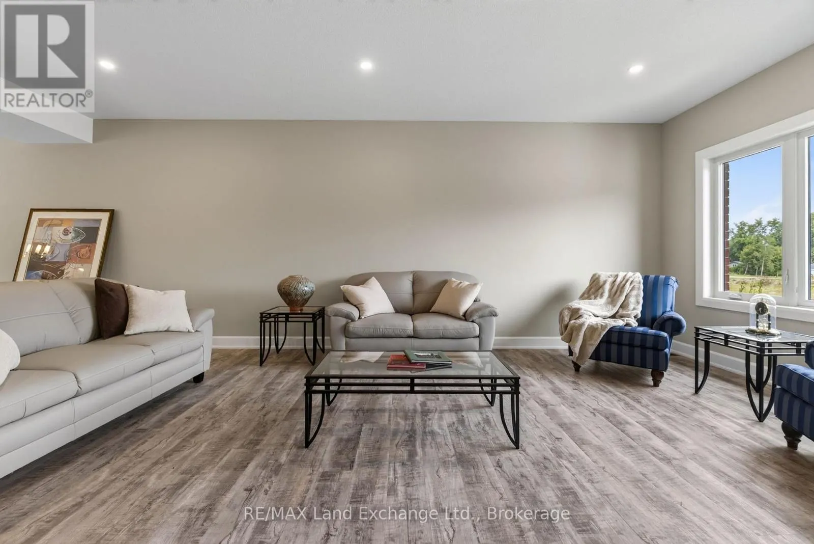 UNIT 2 - 8 GOLF LINKS ROAD #Unit 2