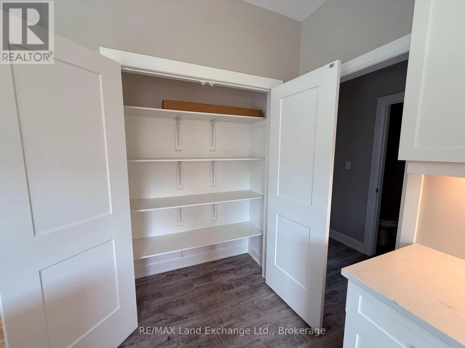 UNIT 2 - 8 GOLF LINKS ROAD #Unit 2