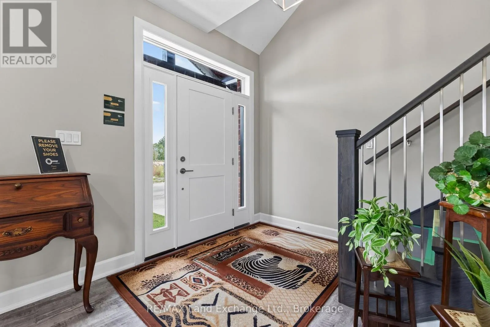 UNIT 4 - 8 GOLF LINKS ROAD #Unit 4