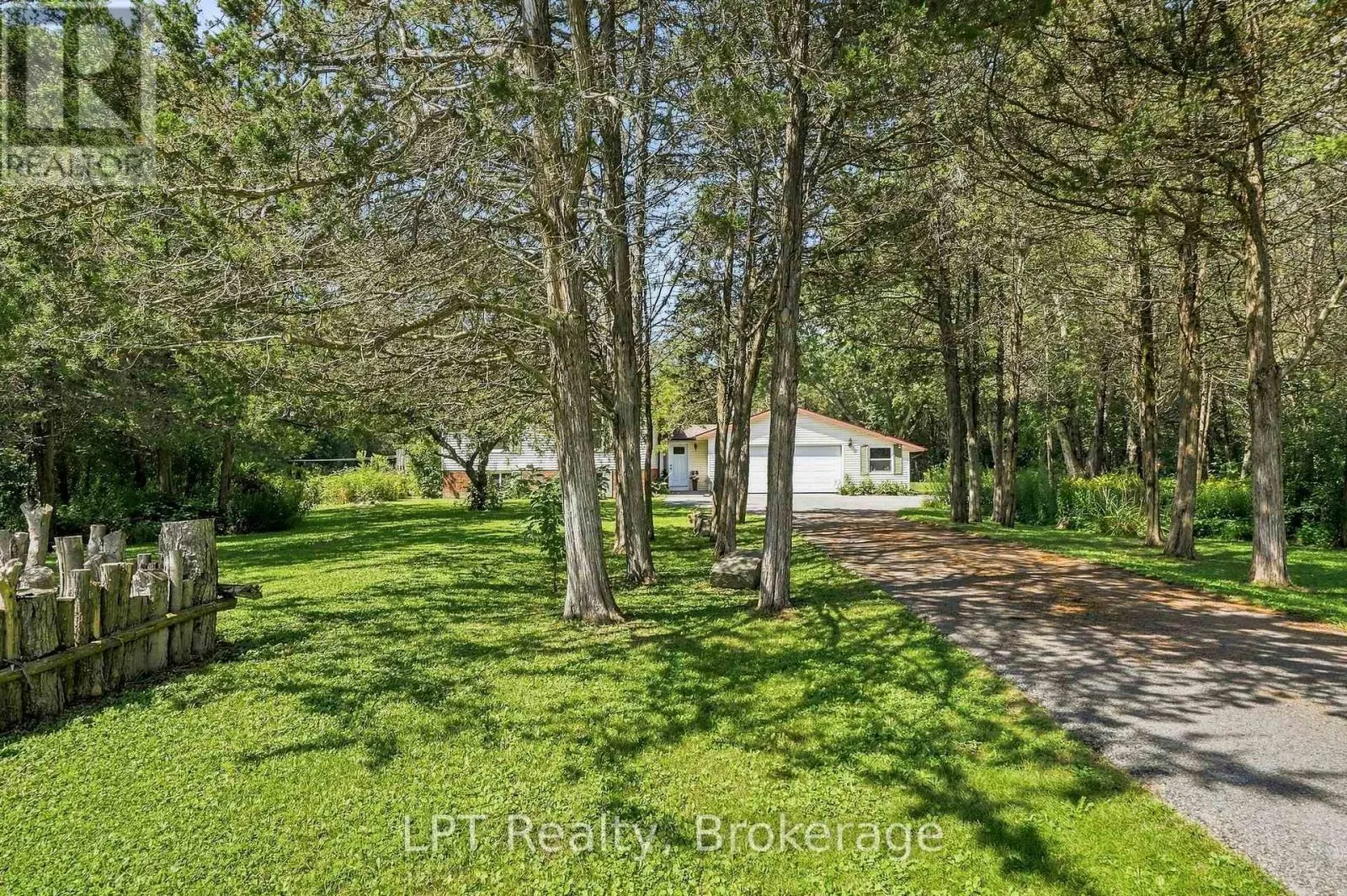 1207 COUNTY RD 9 STREET