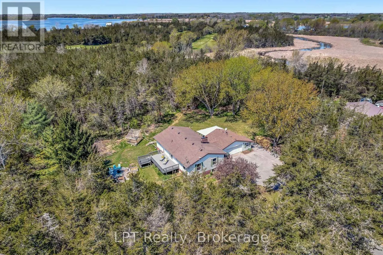 1207 COUNTY RD 9 STREET
