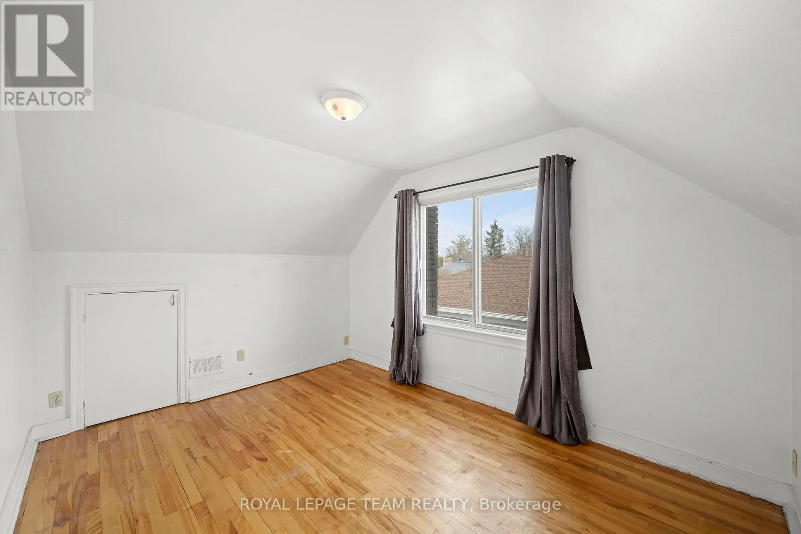 1123 SECORD AVENUE
