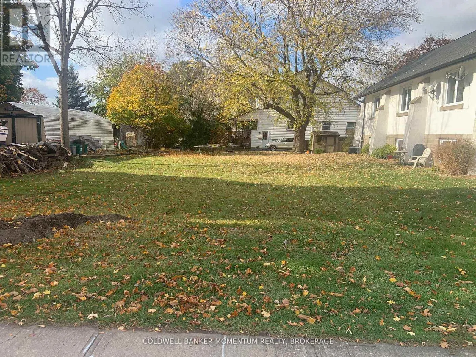 W/S FIELDEN AVENUE