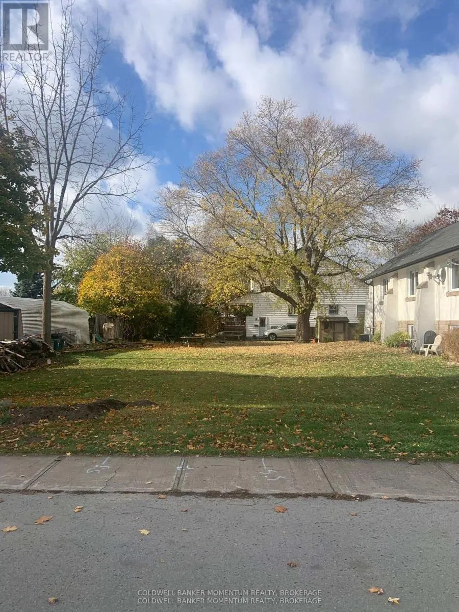 W/S FIELDEN AVENUE